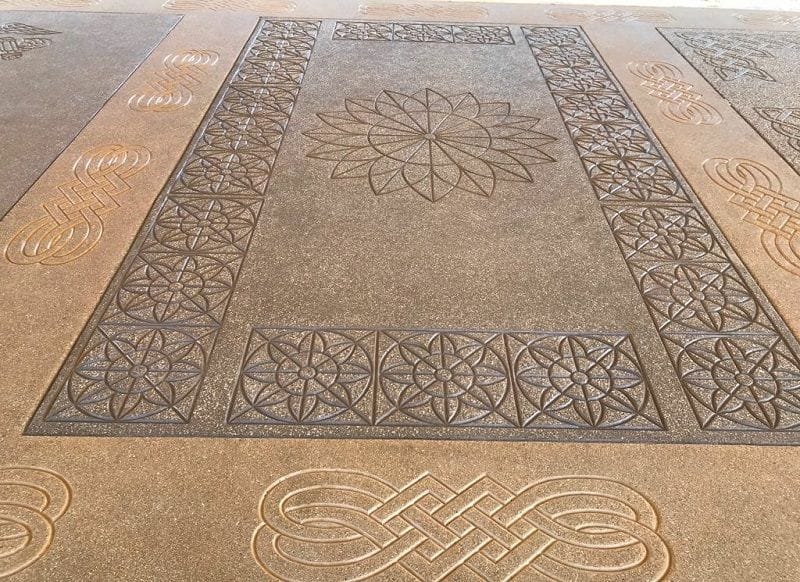 Designer stencil pattern on integrally coloured concrete